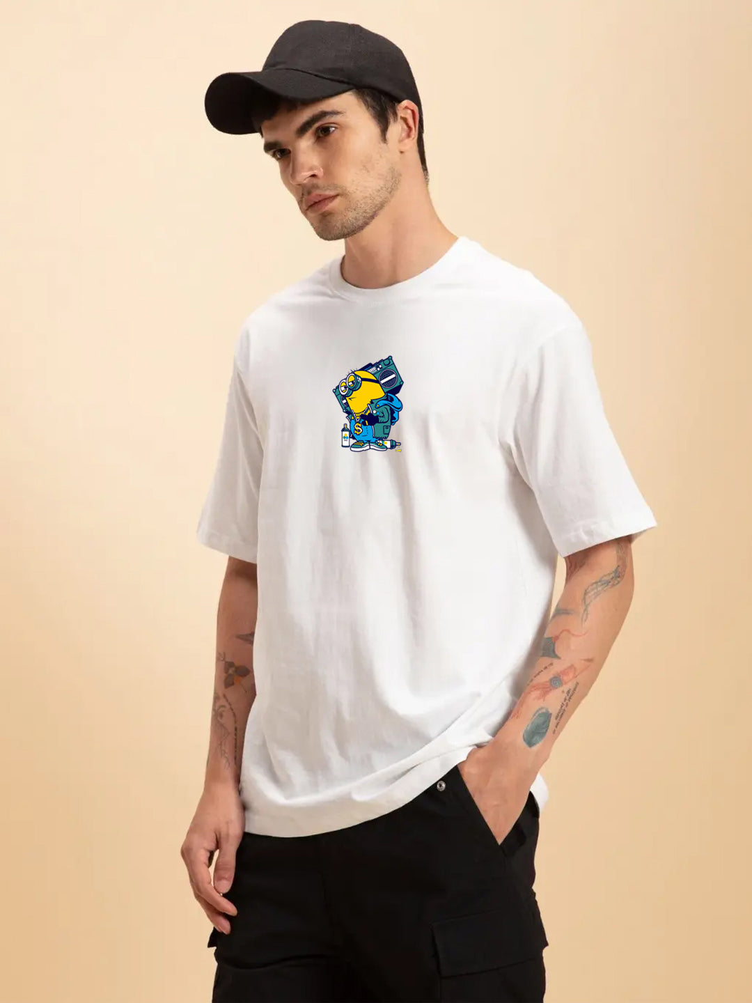 Men's Minions Oversized White Graphic Tee